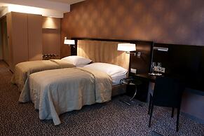 Hotel Avance