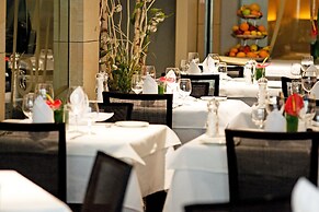 Hotel Avance