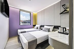 Hotel 81 Palace