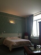 Hotel de Paris
