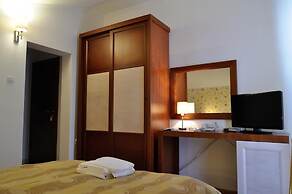 Hotel Djuric