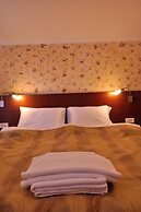 Hotel Djuric