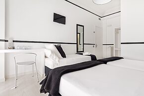 Hostal Gran Via 63 Rooms