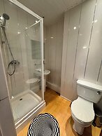 Holmlea Guest House