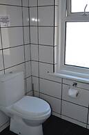 Holmlea Guest House