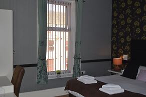 Holmlea Guest House