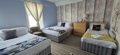 Holmlea Guest House