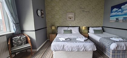 Holmlea Guest House