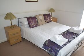 Holmlea Guest House