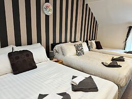 Holmlea Guest House