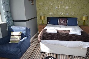 Holmlea Guest House