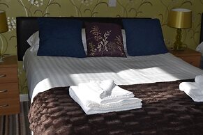 Holmlea Guest House