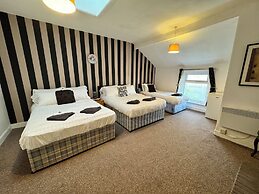 Holmlea Guest House