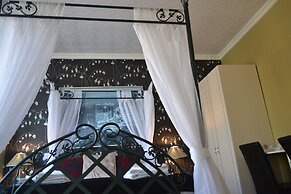 Holmlea Guest House