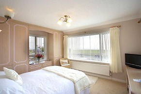 Watersedge Guest House