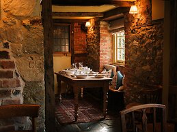 The Queen's Head