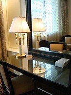 Sharjah Palace Hotel