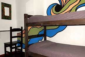 Llanura Hostel