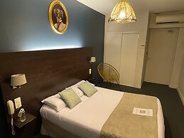 Hotel Aux Berges de l'Aveyron