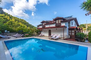 Villa Daffodil - Special Class