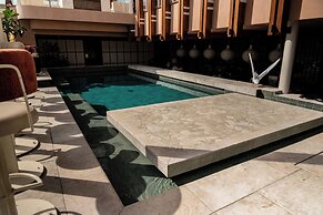 The Charlee Hotel