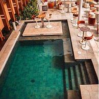 The Charlee Hotel