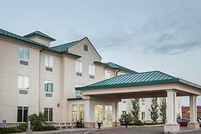 Ramada by Wyndham Estevan
