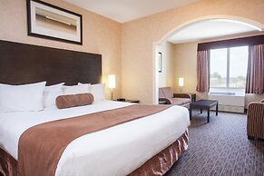 Ramada by Wyndham Estevan