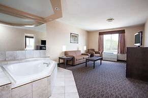 Ramada by Wyndham Estevan