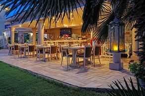 Socrates Hotel Malia Beach