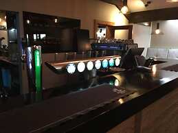Paroa Hotel