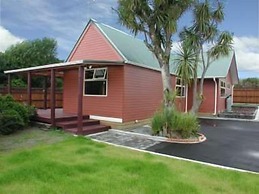 Paroa Hotel