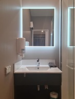 Paroa Hotel