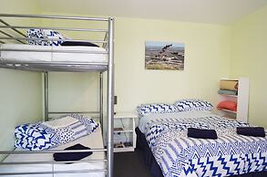 Braemar House B&B and YHA Hostel