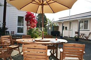 Braemar House B&B and YHA Hostel