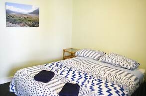 Braemar House B&B and YHA Hostel