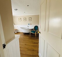 The Sibson Inn Hotel