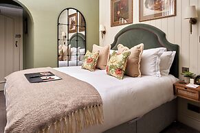 The Lion Inn