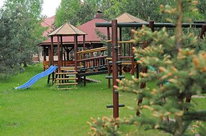 Hotel Dworek Tryumf Dąbrowscy Spółka Jawna