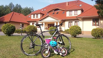 Hotel Dworek Tryumf Dąbrowscy Spółka Jawna