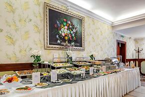Hotel Dworek Tryumf Dąbrowscy Spółka Jawna