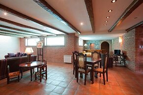 Marques de Tojo Hotel