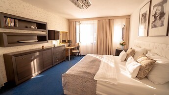 Hotel Savoy