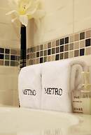 The Metro Hotel