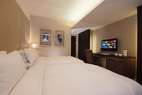 The Metro Hotel