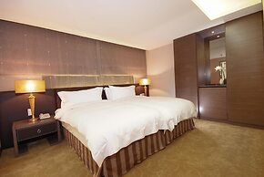 The Metro Hotel