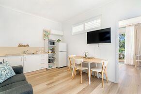 Shelly Bay Resort