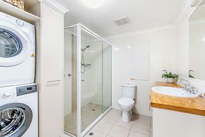 Shelly Bay Resort