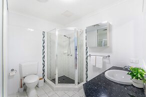 Shelly Bay Resort