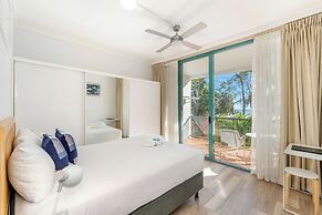 Shelly Bay Resort